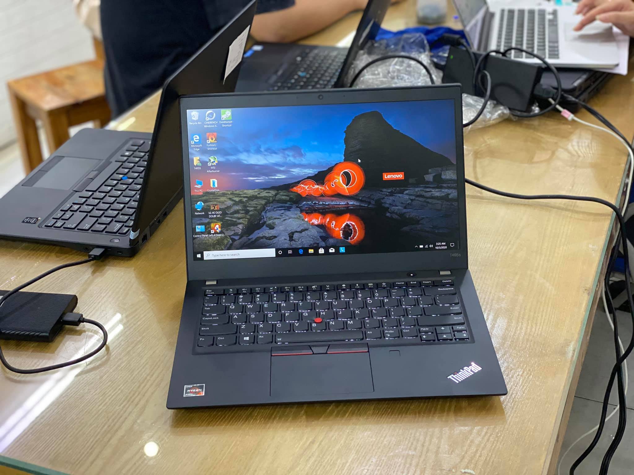 Laptop Lenovo ThinkPad T495S.jpg